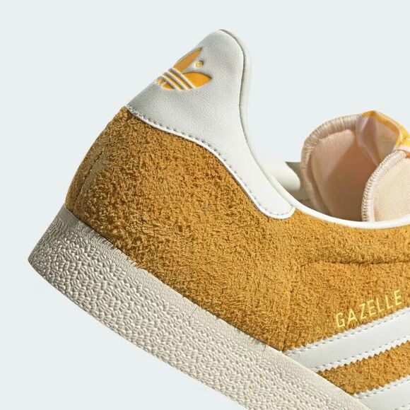 [NEW] Men\'s adidas Gazelle‎ Shoes \'Yellow\' IF9654 main image 5
